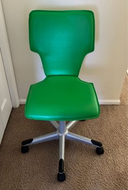 Desk chair