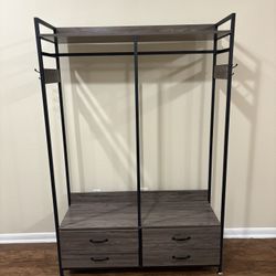 Stand Alone Closet/clothing rack
