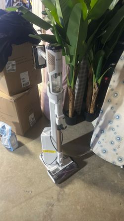 Shark Cordless Stick Vacuum