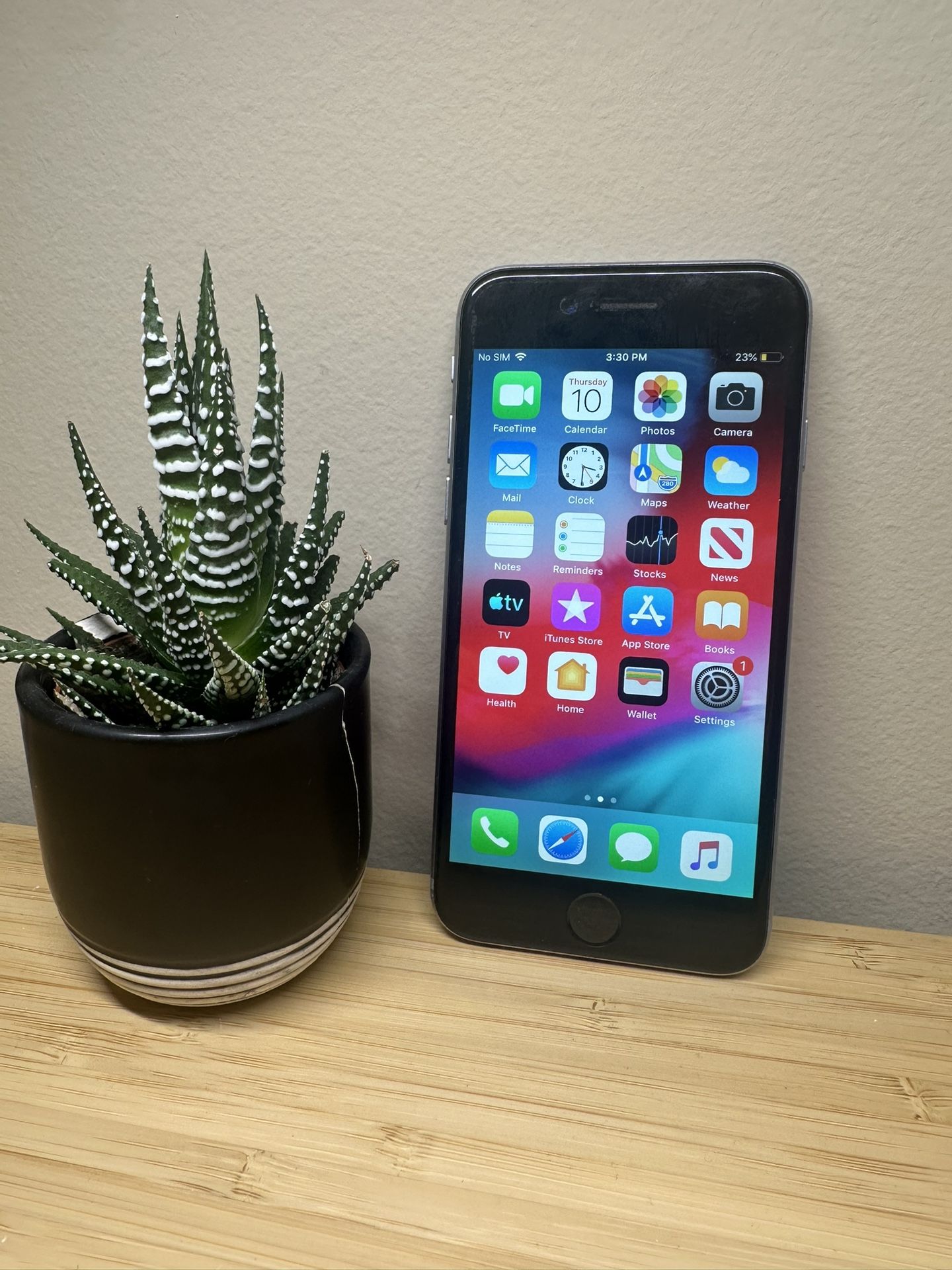 iPhone 6 16GB - AT&T Locked - Space Gray - Good Condition - 96% Battery Health