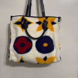 Brand New Sherpa Tote 