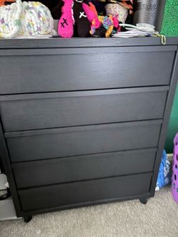 Black 5-Drawer Dresser