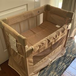 Baby crib