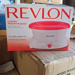 Revlon Luxury Paraffin Bath For Soft Hands Elbows And Feet White Pink