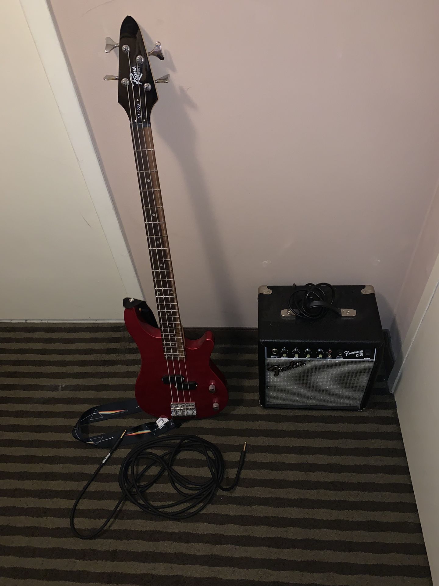 🎸 Rogue SX-100B Bass Guitar + Fender Frontman 15B Amp Bundle