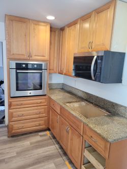 free kitchen cabinets