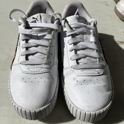 Girls Pumas
