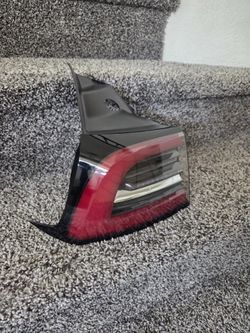 Tesla Model 3 Tail Signal Light Left Side