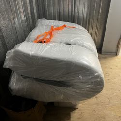 Full Sized Mattress & Platform