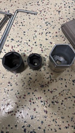Snap on and other brand large sockets