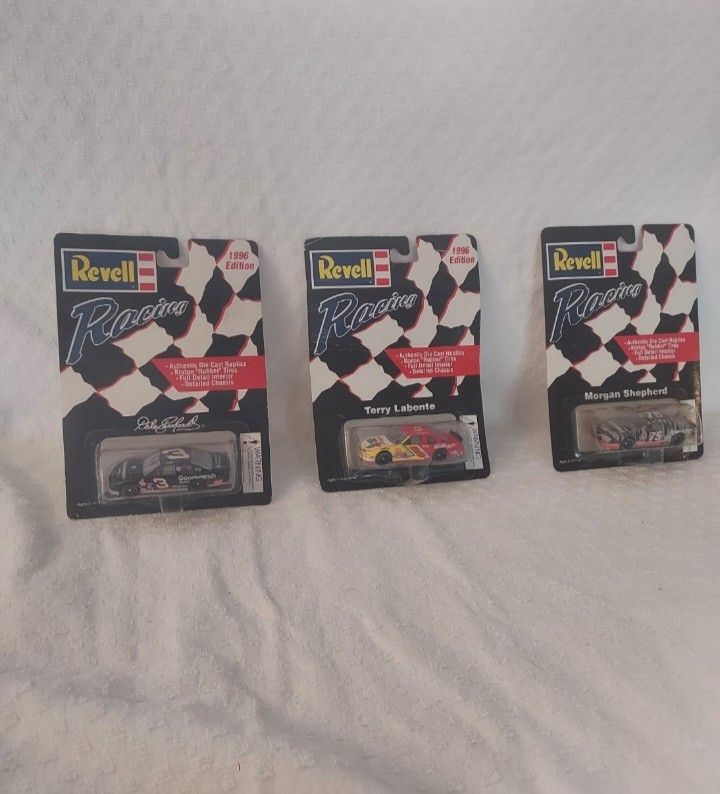 Revell Racing 1996 3 car lot Revell Dale Earnhardt #3 Terry Labonte #5 Kelloggs Car Morgan Shepherd