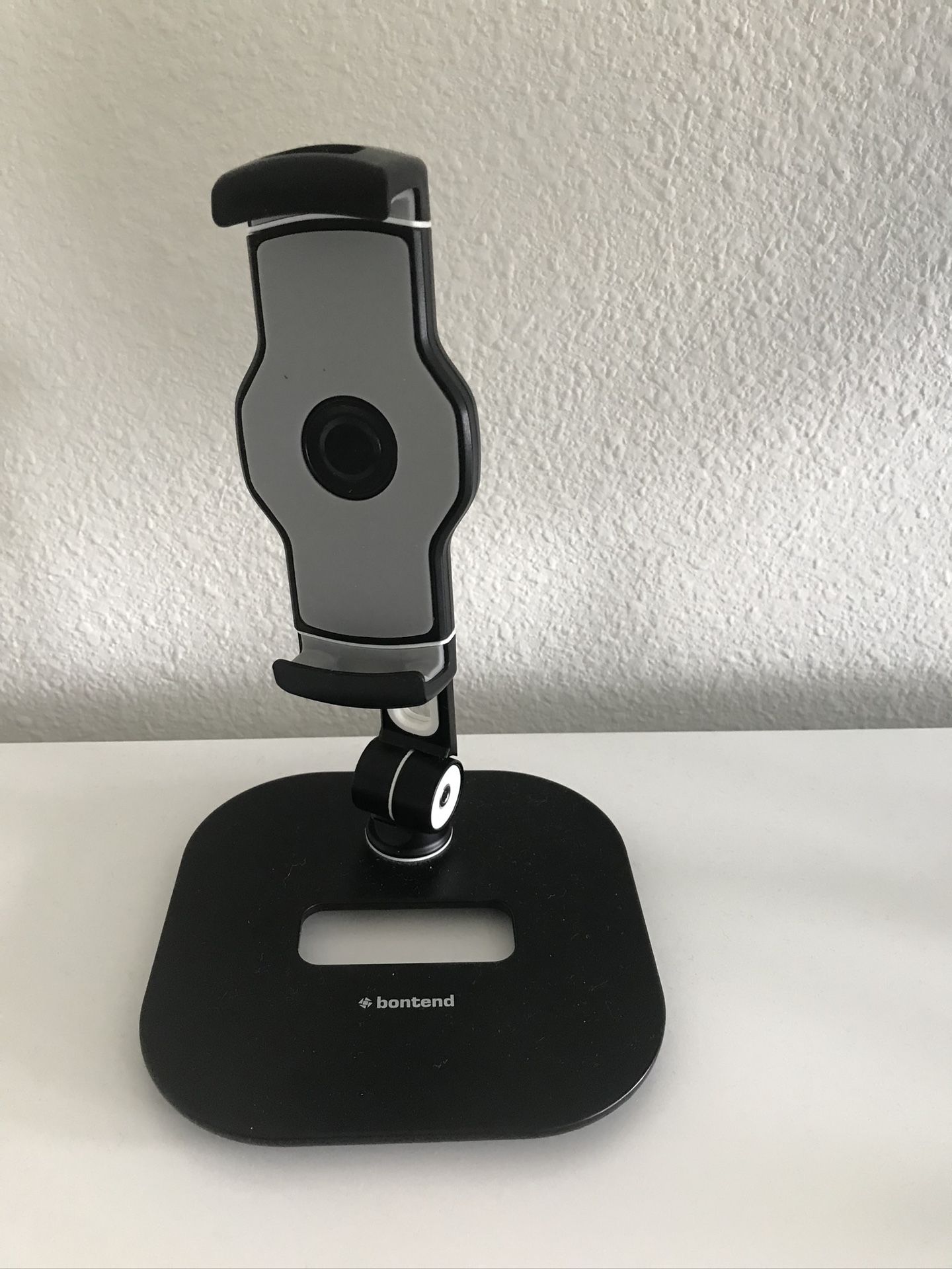 Tablet stand