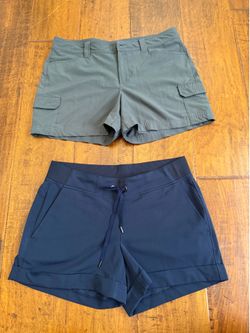 Women’s Shorts Size 10 **LIKE NEW**