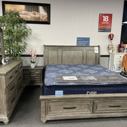 4PC Gray King Bedroom Set 