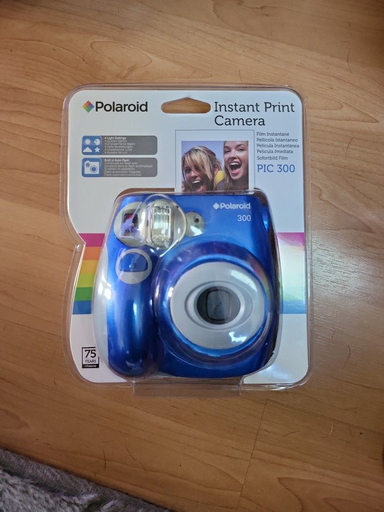 Instant Camera