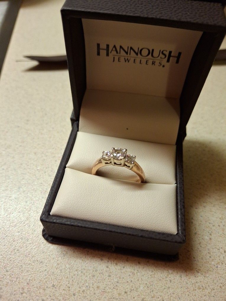 Gorgeous Rose Gold Engagement Ring With 3 Diamonds.