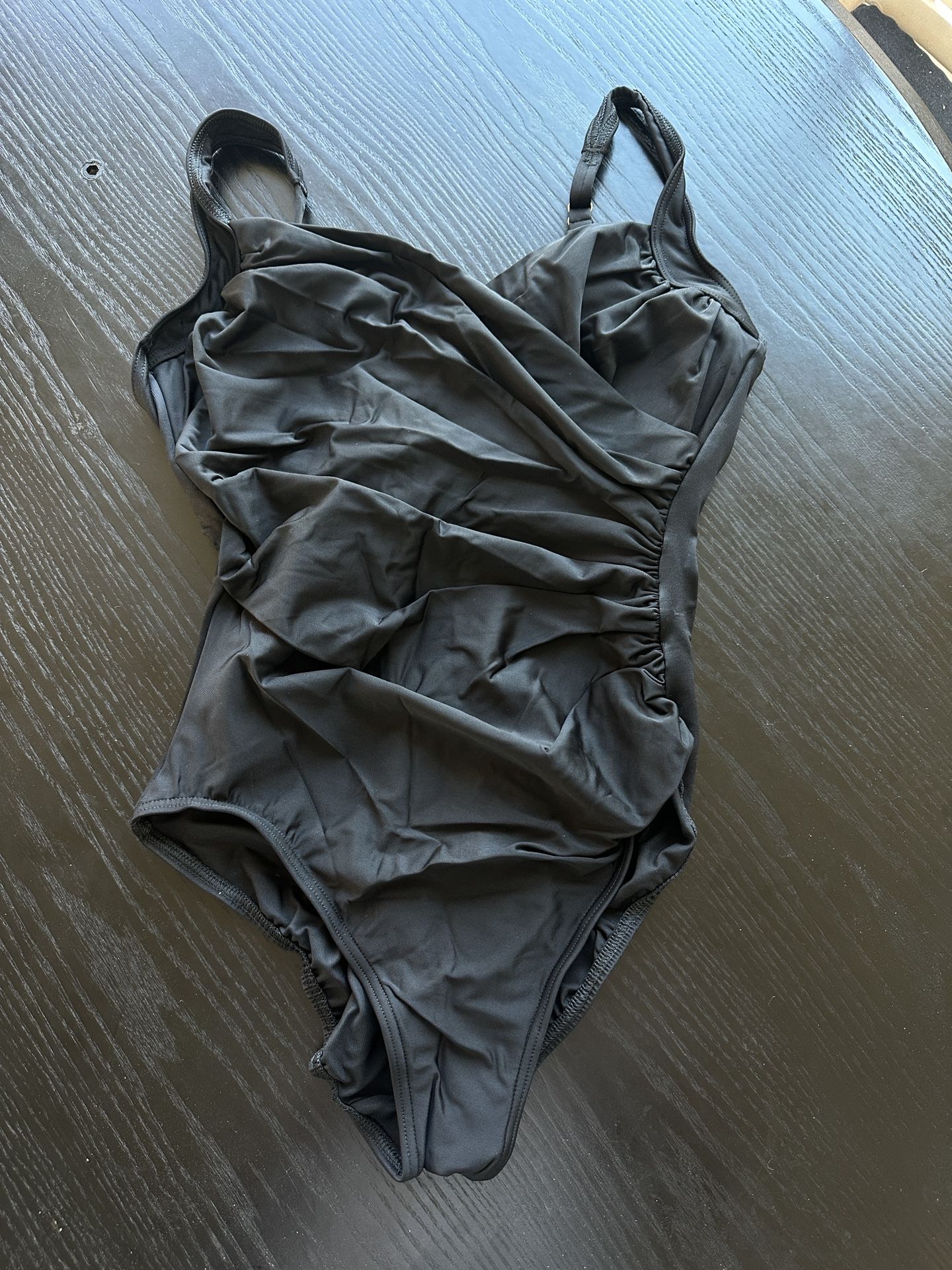 Miraclesuit Women's Swimwear Network Madero Sweetheart Neckline Underwire Bra Tummy Control One Piece Swimsuit