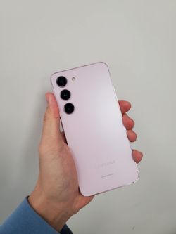 📱 Samsung Galaxy S23 5G –  Compact & Powerful!