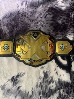 WWE NXT CHAMPIONSHIP BELT