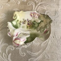 Vintage Porcelain Leaf Trinket Dish