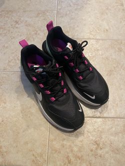 Women’s Nike Air Max Verona Black Cosmic Fuchsia