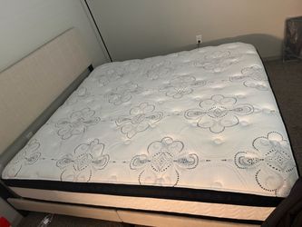 King size bed