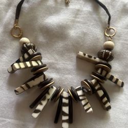 Women’s Necklace 