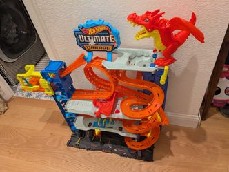Ultimate Garage Hot Wheels