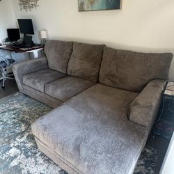 Luxe Gray 95” 2 Piece Right Arm Facing Chaise Sectional
