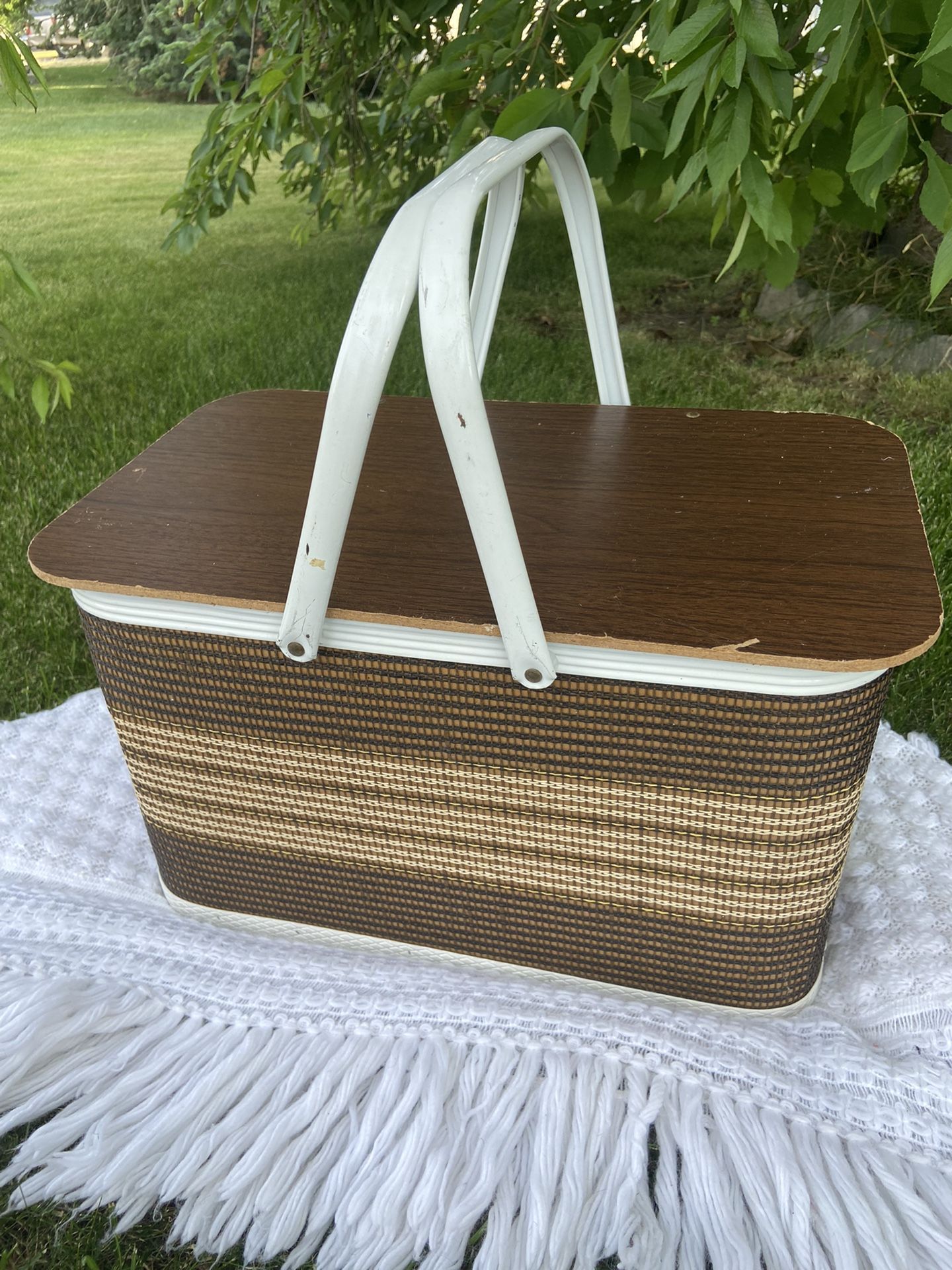 Vintage Redmon MCM Picnic Basket