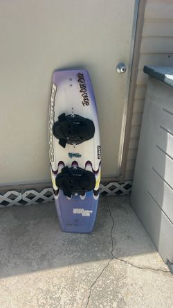Wakeboard  ( liquid force)