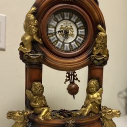 Mantle Clock - Climbing Cherubs
