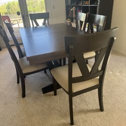 Findley 7 Piece Dining Set