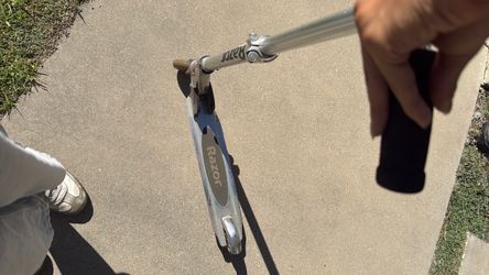 Razor scooter