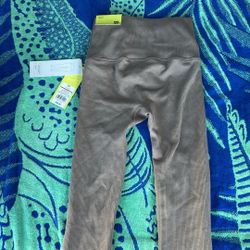 Gray Ribbed Leggings 