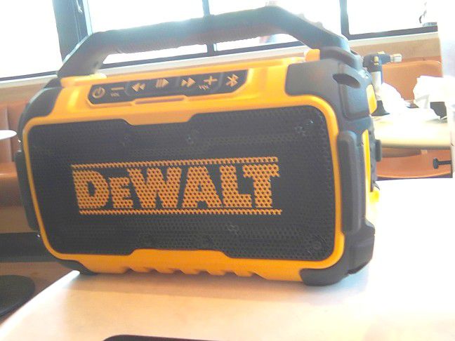 DeWalt Bluetooth Charger and Portable speaker