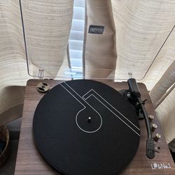 LP&No.1 Record Player – Like New