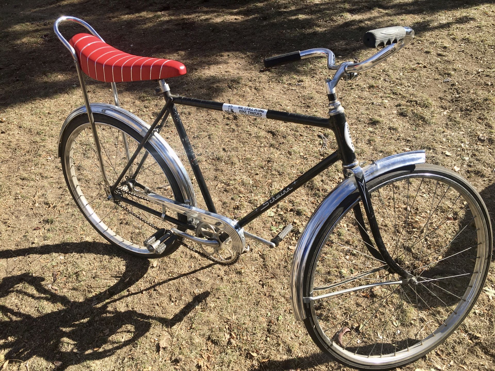 Vintage 24” Schwinn With Banana seat