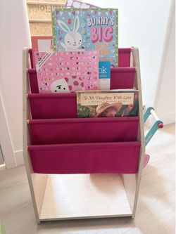 Bookcase for kids!