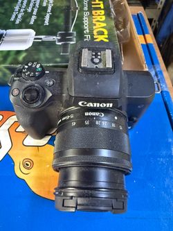 Canon eos m50