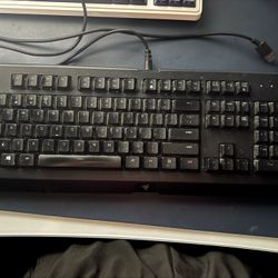 Razer cynosa chroma keyboard