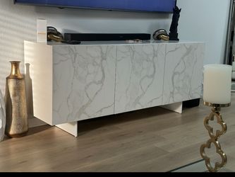White Buffet Or Tv Console