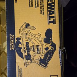 Dewalt Saw