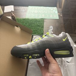Nike Air Max 95 Big Bubble Neon size 11.5