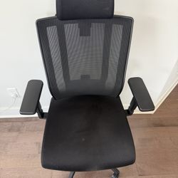 Vari Office Chair (black)