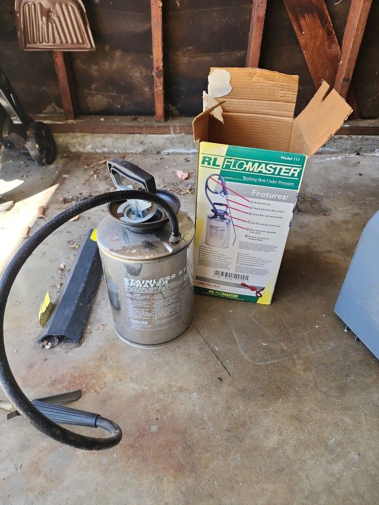 RL Flowmaster 1 Gal stainless steel sprayer