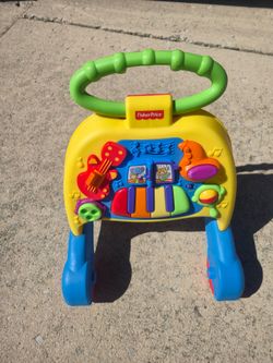 Fisher-Price Musical Activity Baby Walker – Works Great