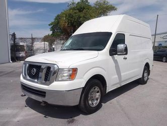 2013 Nissan NV3500 HD Cargo