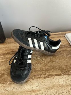 Adidas samba kids 10.5  soccer shoes