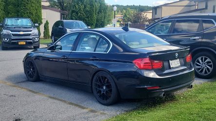2015 BMW 335i xDrive - Sedan